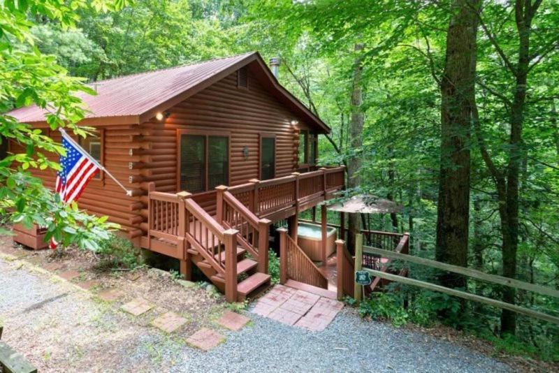 Вилла Mountain Spirit Cabin - Fireplace And Hot Tub Блу-Ридж Экстерьер фото