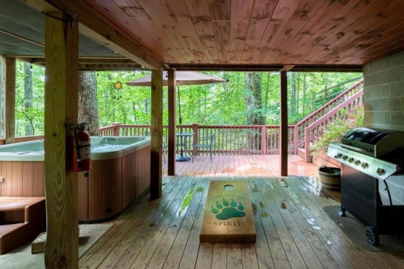 Вилла Mountain Spirit Cabin - Fireplace And Hot Tub Блу-Ридж Экстерьер фото
